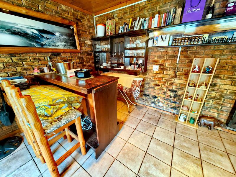 4 Bedroom Property for Sale in Churchill Estate Western Cape